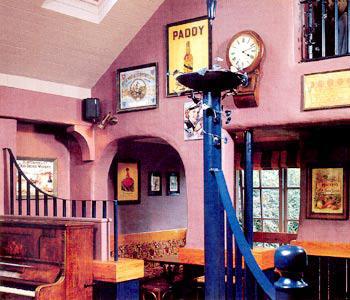 Whitegates Pub & Accommodation Killarney Dış mekan fotoğraf